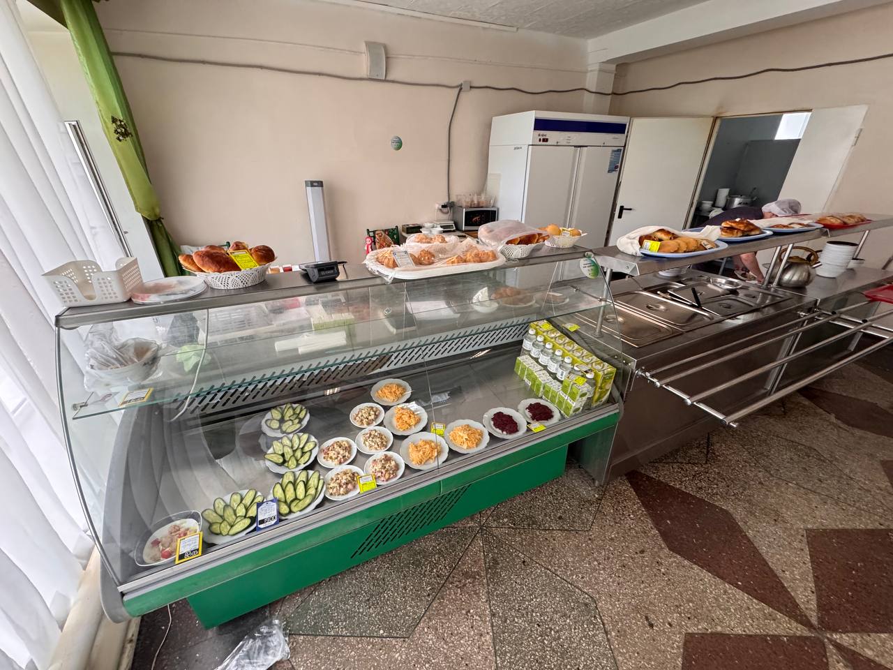 🔥 Столовая ЗВТ: обед за 193,30 ₽ и пицца, которая вернула меня на перемену