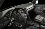 mercedes-benz-e60-amg-w124-interior.jpg