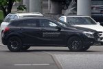 spyshots-mercedes-gla-crossover-with-rendering-1080p-3.jpg