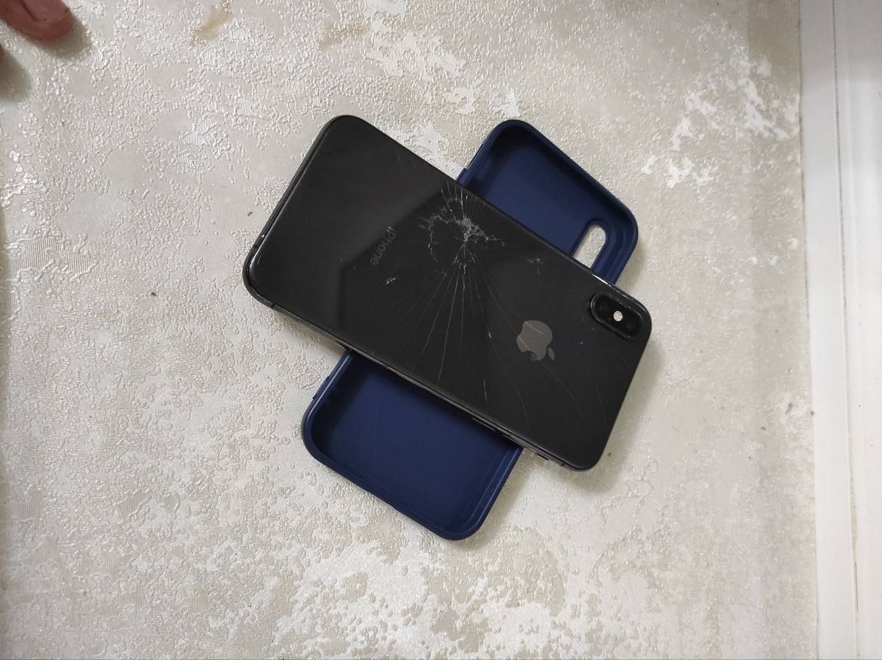 iPhone XS 64GB Black