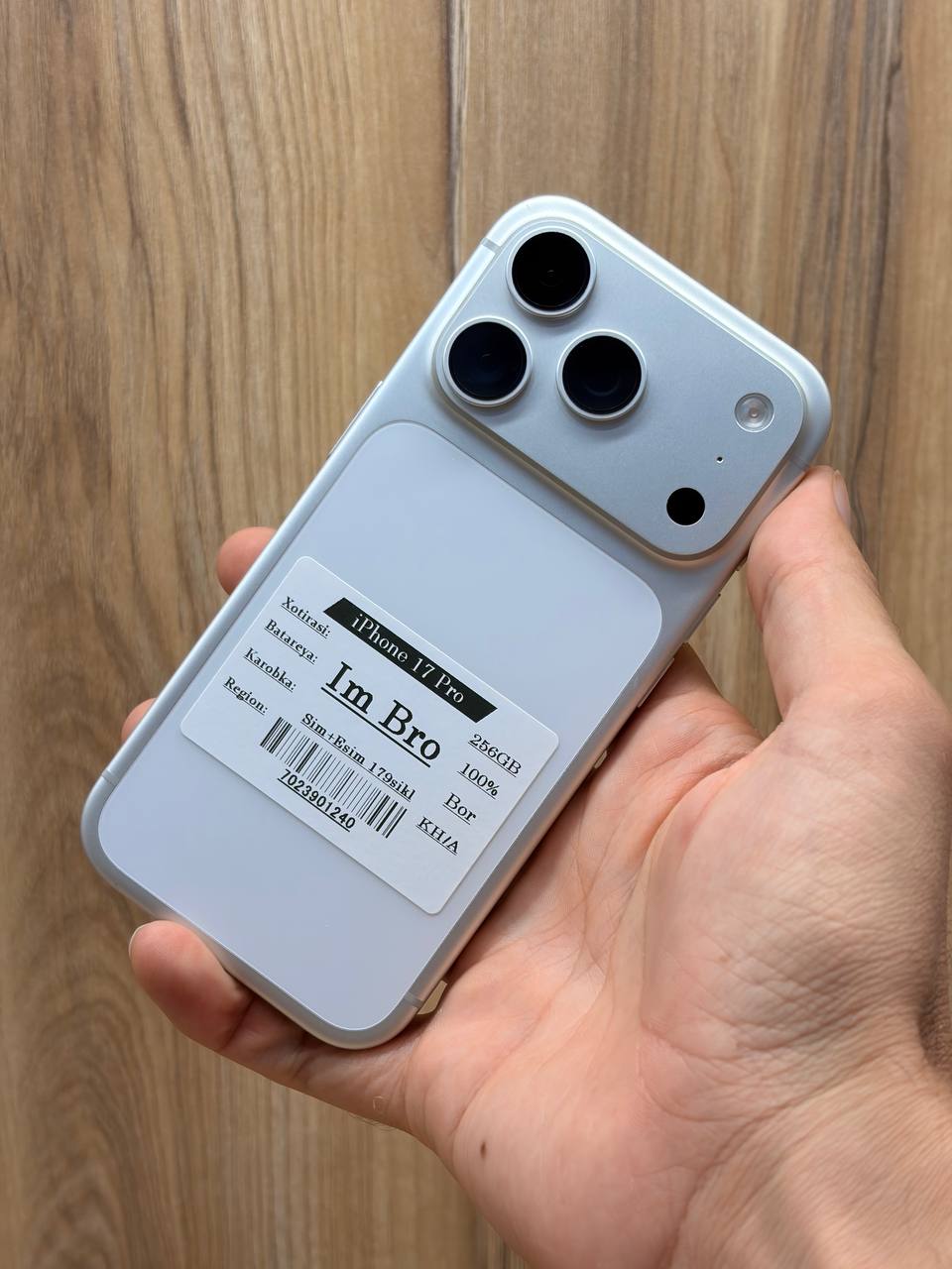 iPhone 17 Pro 256GB Silver (1230$, 179c)