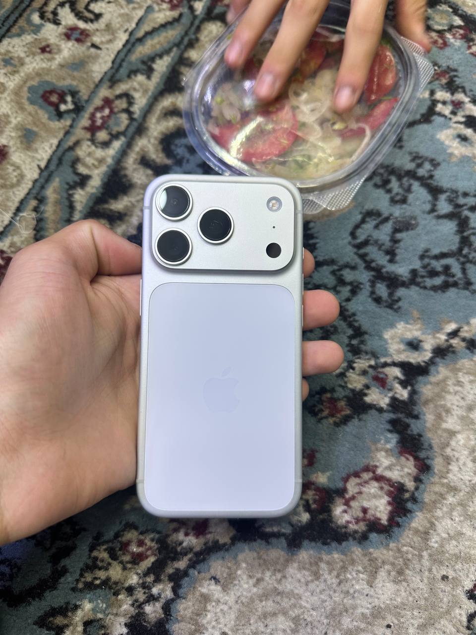 iPhone 17 Pro 256 GB b/u sotiladi, obmen bor