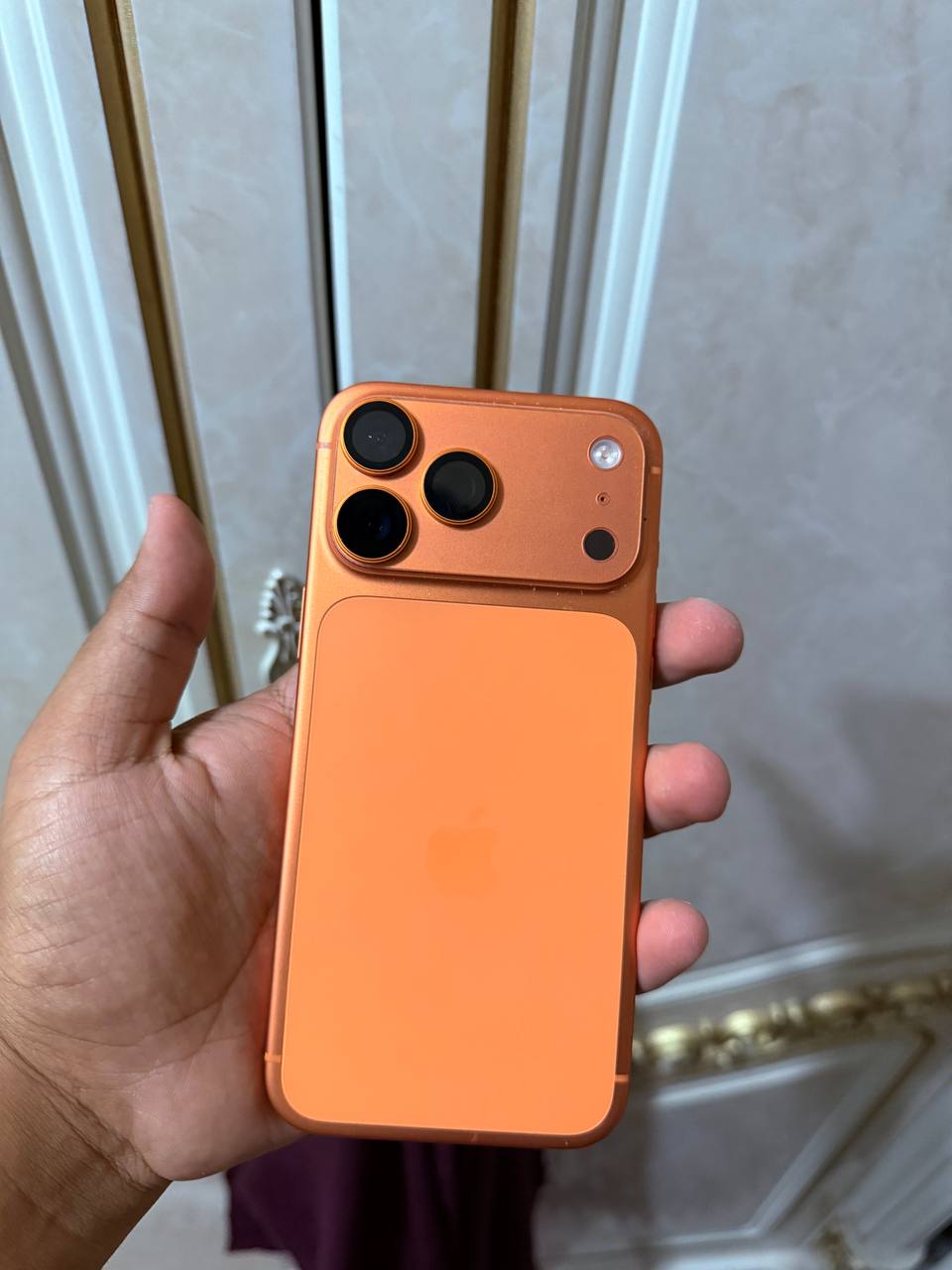 iPhone 17 Pro Max 256GB Orange sotiladi
