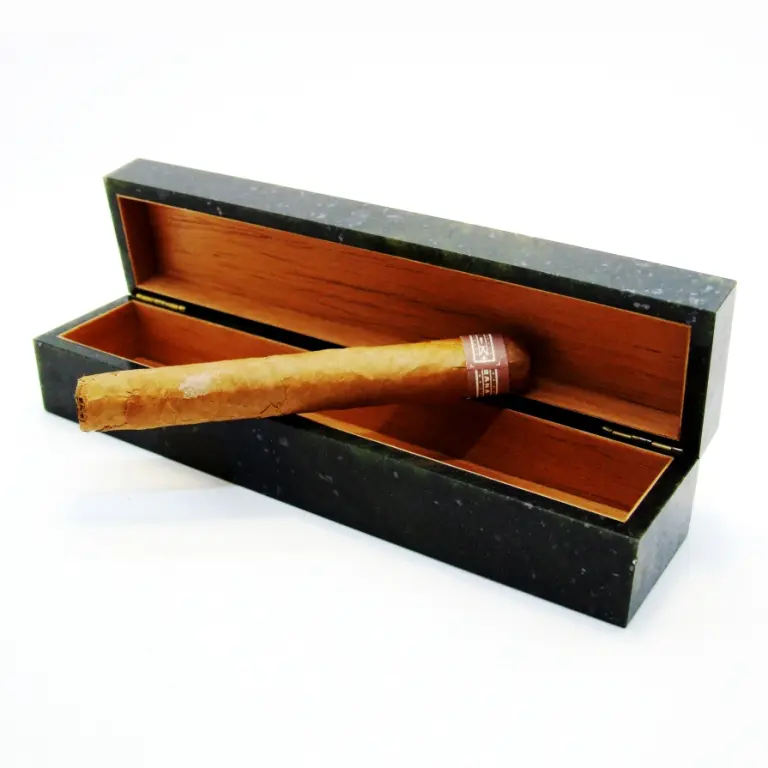 Футляр - Хьюмидор (Humidor) для сигары. Тигровое Железо.