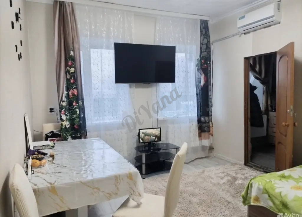Продается дом с участком