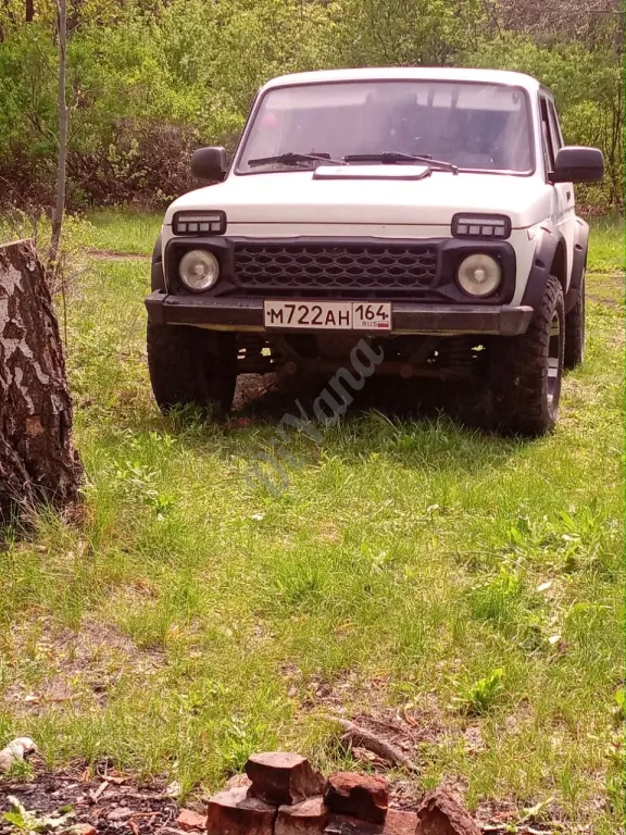 Продам ниву коротыш