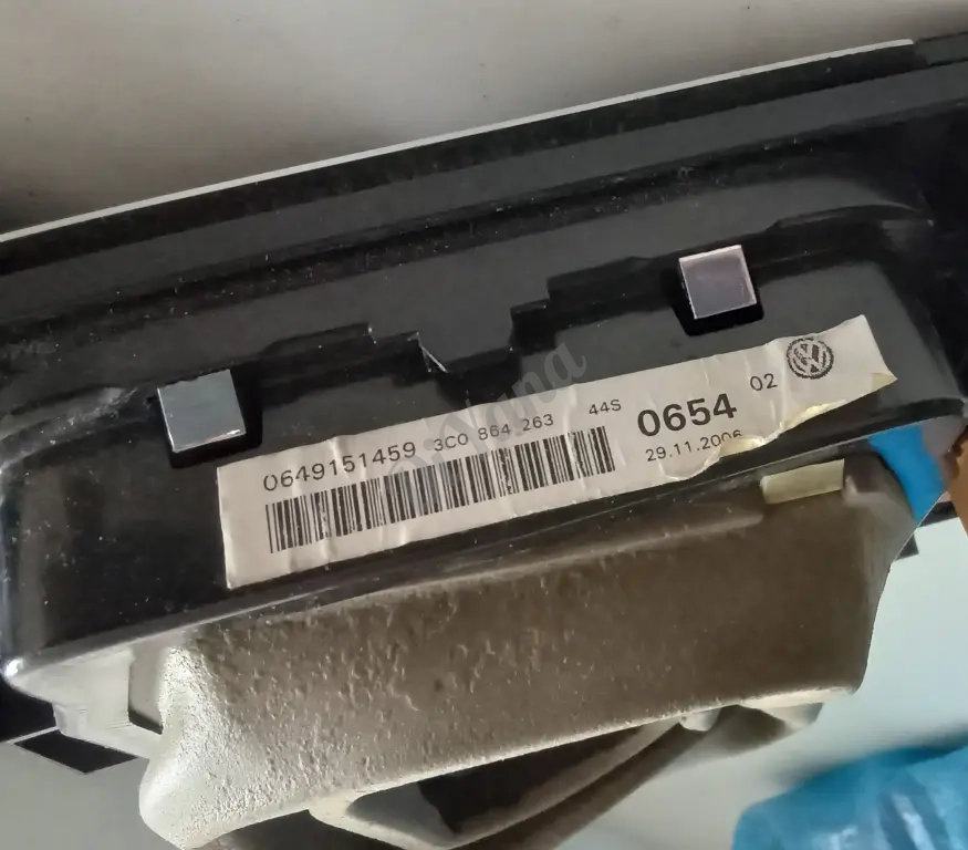 Рамка КПП volkswagen Passat b6