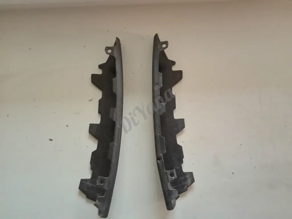Молдинги переднего бампера volkswagen Passat b6