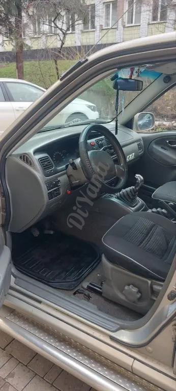 авто в отличном состоянии, Suzuki Grand Vitara XL-7, 2001 г. продается