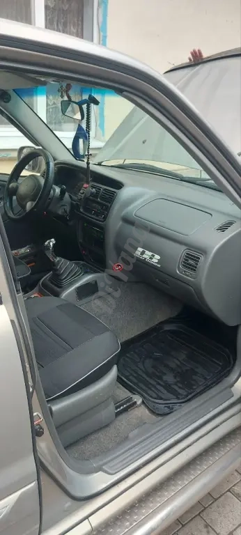 авто в отличном состоянии, Suzuki Grand Vitara XL-7, 2001 г. продается