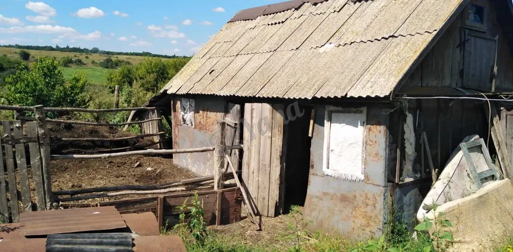 Продам добротный дом на юге Воронежской области