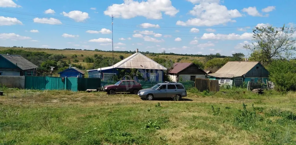 Продам добротный дом на юге Воронежской области