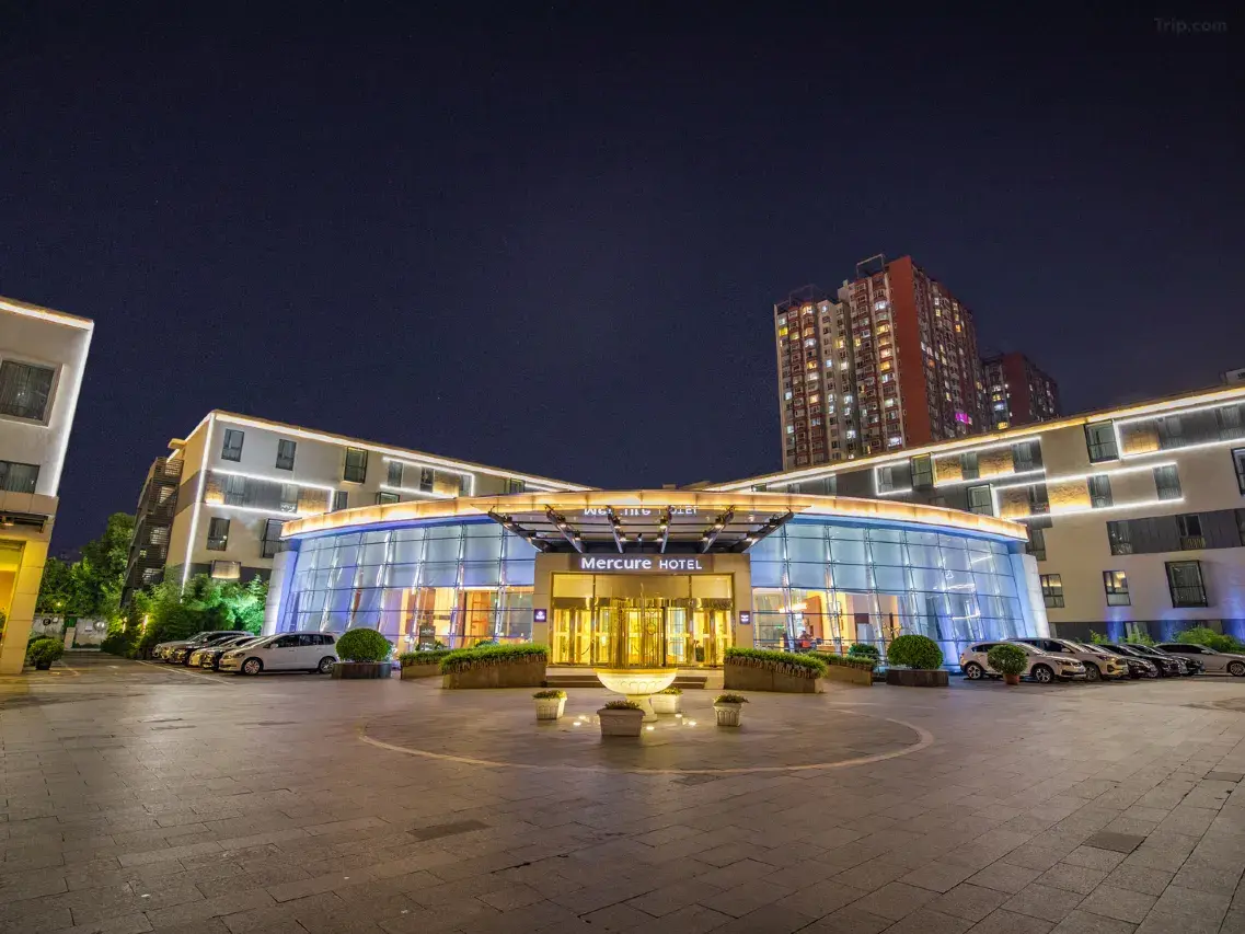 Mercure Beijing Downtown 4*