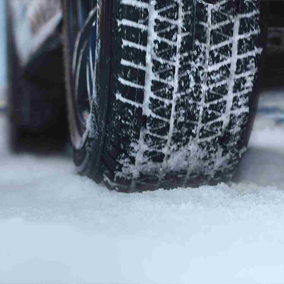 Автошина R21 295/35 Bridgestone Blizzak DM-V3 XL 107T Автошина R21 295/35 Bridgestone Blizzak DM-V3 XL 107T