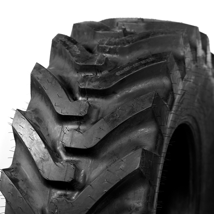 Шина 16.9-28 (440/80-28) Advance IND TL 14 P.R.