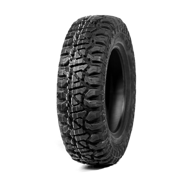 R16 215/65 Kama Flame M/T 102Q