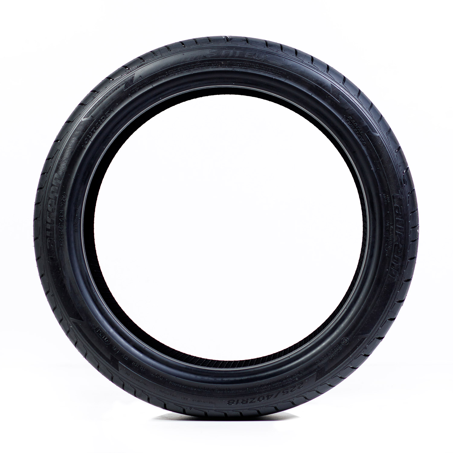 R18 225/60 Laufenn S-FIT EQ (LK01) 100H R18 225/60 Laufenn S-FIT EQ (LK01) 100H