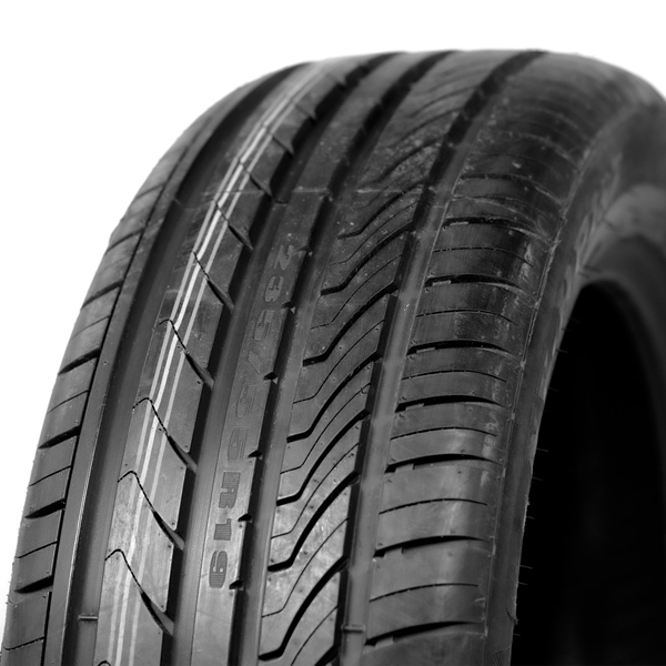 R19 235/55 Onyx NY-HP187 XL 105V