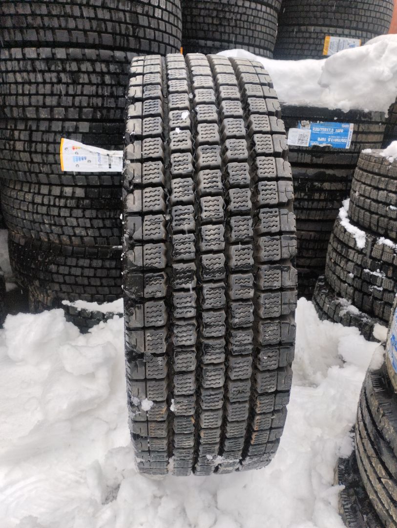 А/ш б/у R19.5 245/70 Bridgstone W910 (Япония) 136/134J А/ш б/у R19.5 245/70 Bridgstone W910 (Япония) 136/134J