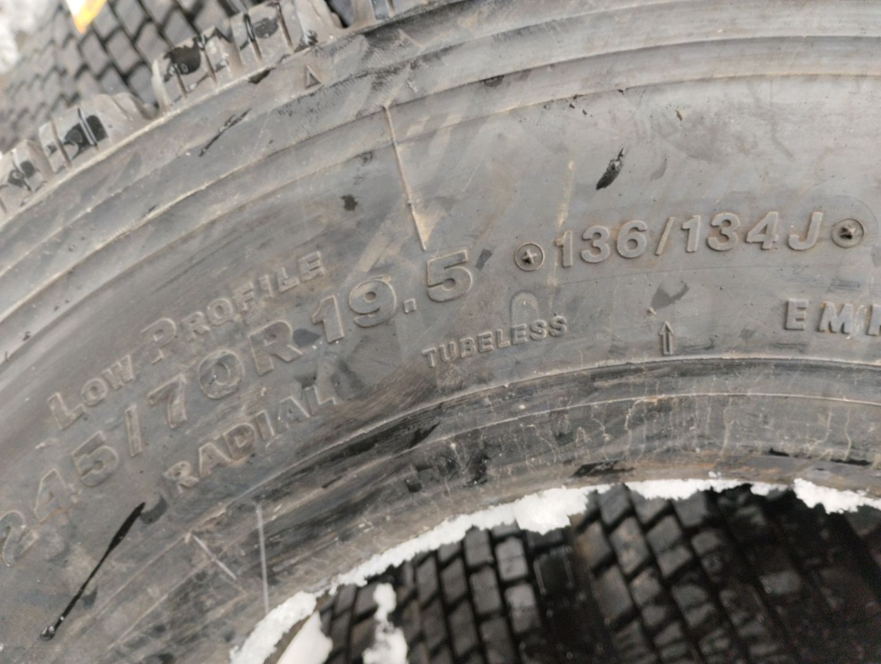 А/ш б/у R19.5 245/70 Bridgstone W910 (Япония) 136/134J А/ш б/у R19.5 245/70 Bridgstone W910 (Япония) 136/134J