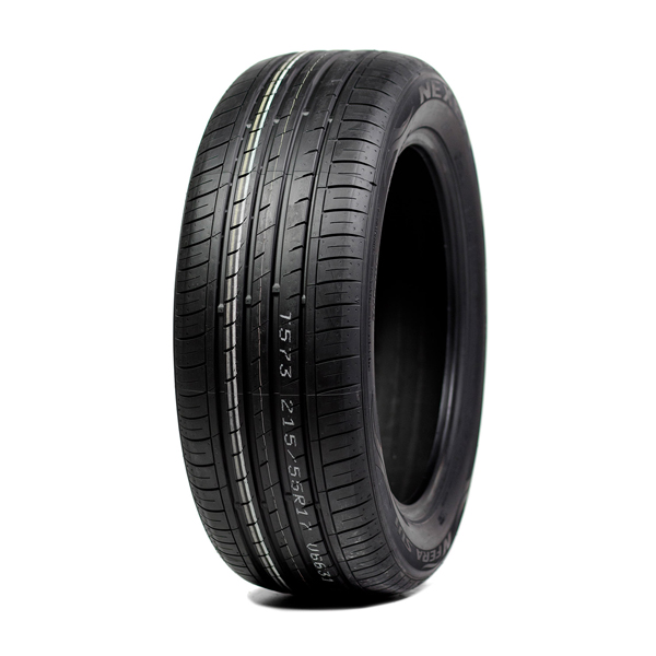 R17 215/40 Nexen N'FERA SU1 XL 87W