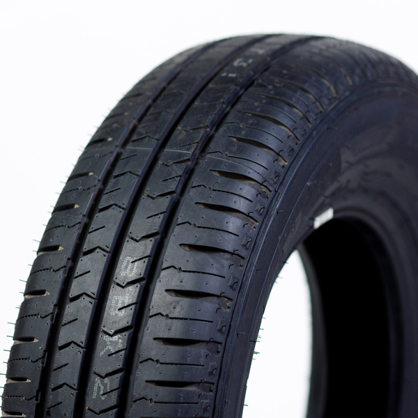 R15 205/70 C Nexen Roadian CT8 106/104T R15 205/70 C Nexen Roadian CT8 106/104T