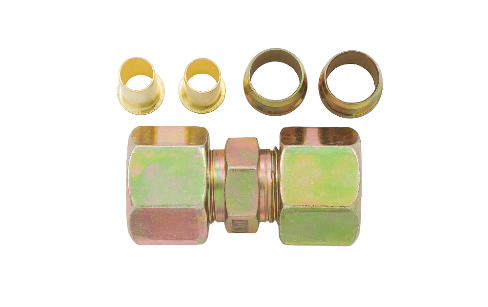 Муфта пневмосистемы прямая 10/10 латунная, разборная EXOVO 01465E