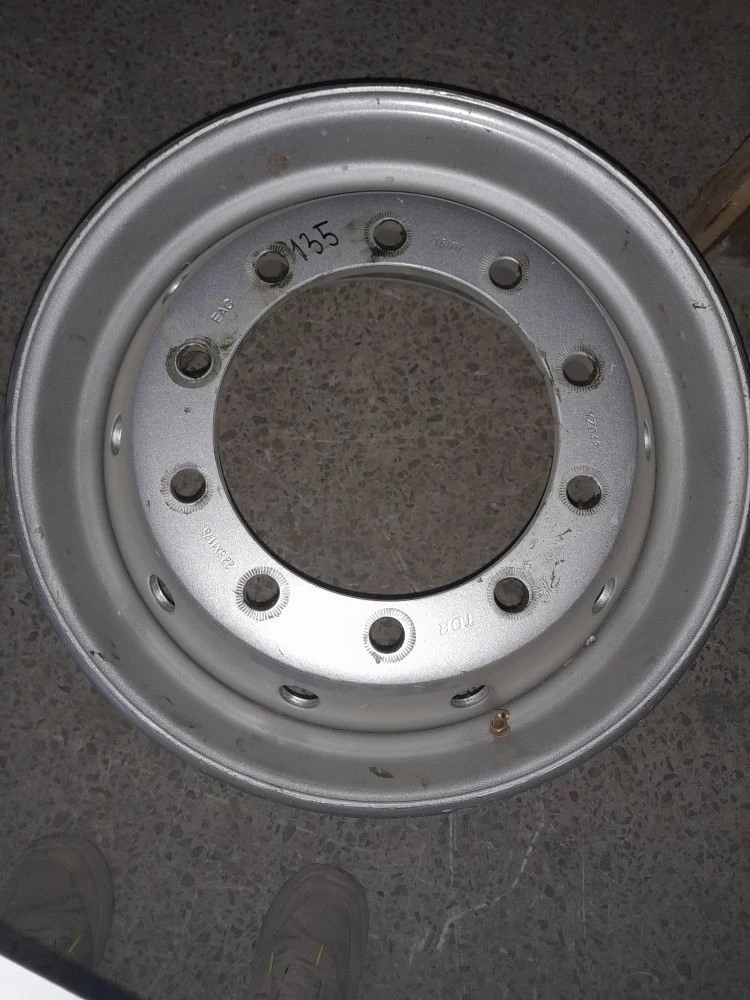 Диск б/у грузовой 11.75x22.5 10x335 ET135 dia 281 YONGZHENG (КНР) 16мм
