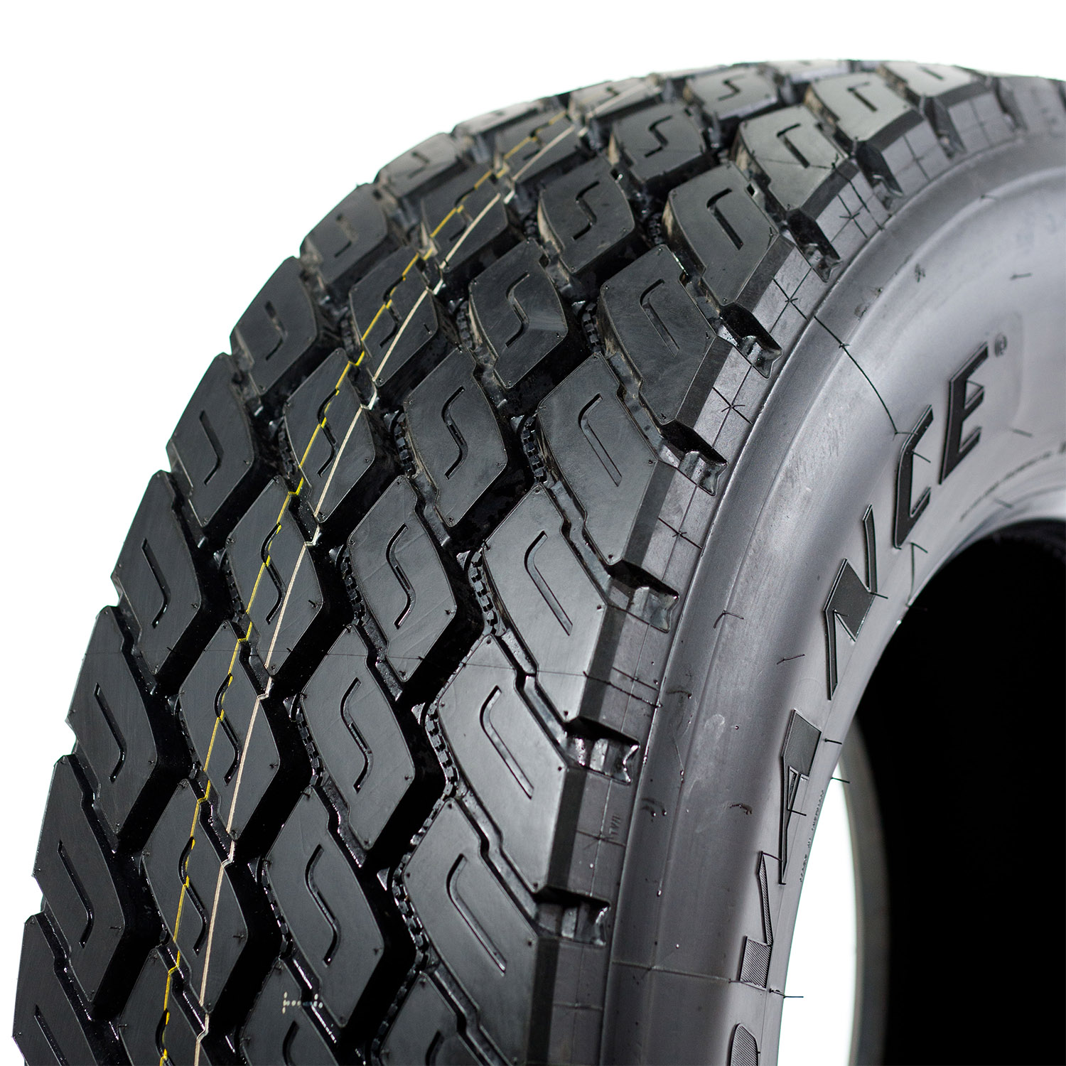 Advance GL689A для грузового транспорта и автобусов
