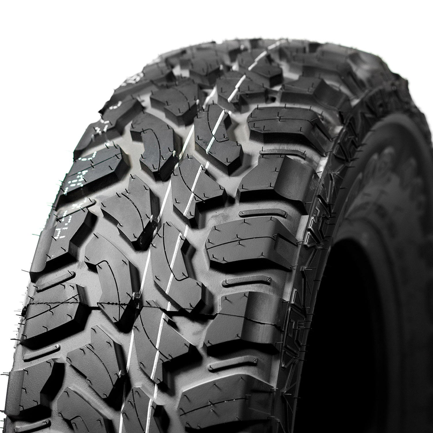 Powertrac Power Rover M/T — всесезонные шины для внедорожников