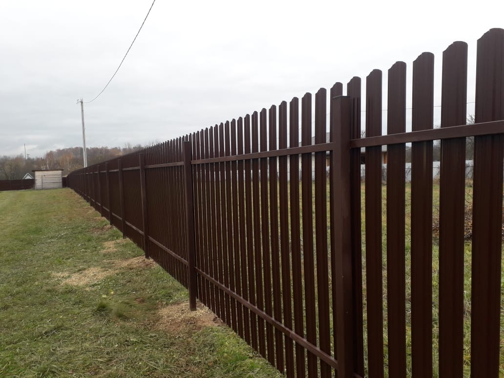 Работа монтаж забора из металлического штакетника изображение, анонсные картинки товара