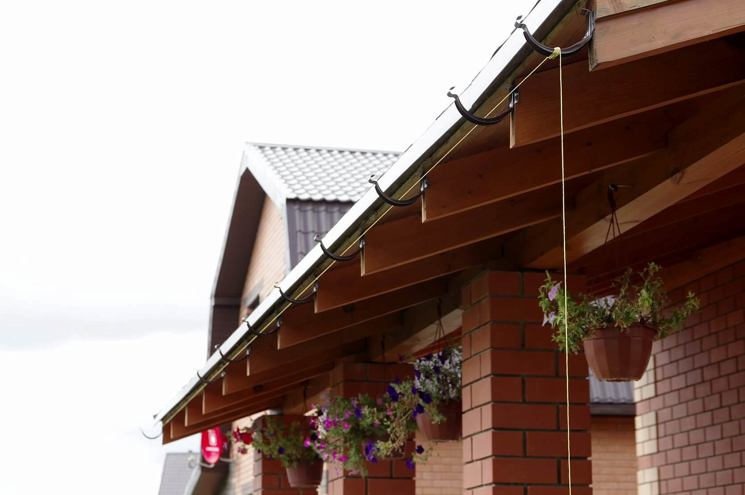 Монтаж водосточных систем