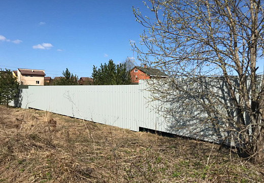 Строительство забора из профнастила — Заборы из профнастила