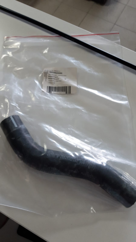 KTM RADIATOR HOSE  08 шланг радиатора ( низ)  690 SMC ( 76535024000 )