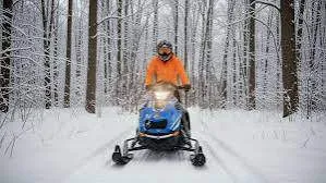 Passeio em uma moto de neve Sharmax SN-280 (60 minutos) pela rota Patrulha Florestal
