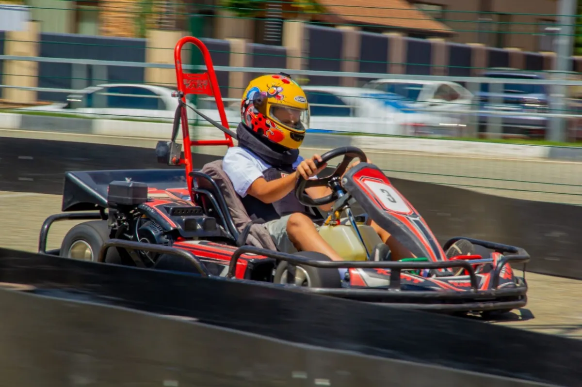 4 voltas de kart para uma criança da empresa Extreme Kart (4200 rub. em vez de 6000 rub.)
