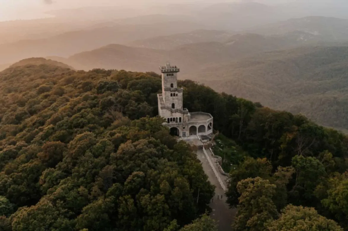 Tour Panorâmico de Helicóptero: Cáucaso e Mar Negro