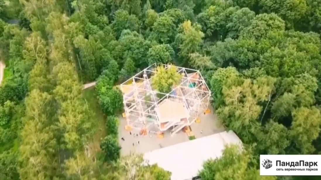 Panda Park Zelenopark: Desafios de Cordas Emocionantes e a Primeira Experiência de Voo Livre da Rússia!