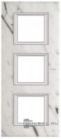 BT Axolute Белый мрамор Каррара Рамка 2+2+2 мод прямоугольная (надпись вертикально)