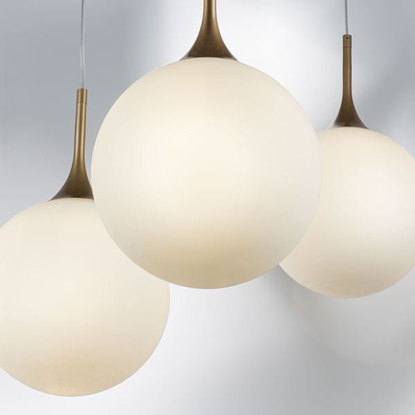 813032 Подвес GLOBO 1х40W E14 gold/white