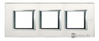 BT Axolute Матовое стекло Рамка 2+2+2 мод прямоугольная (надпись горизонтально)