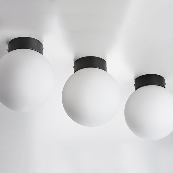 812017 Люстра GLOBO 1х40W E14 matt black/white