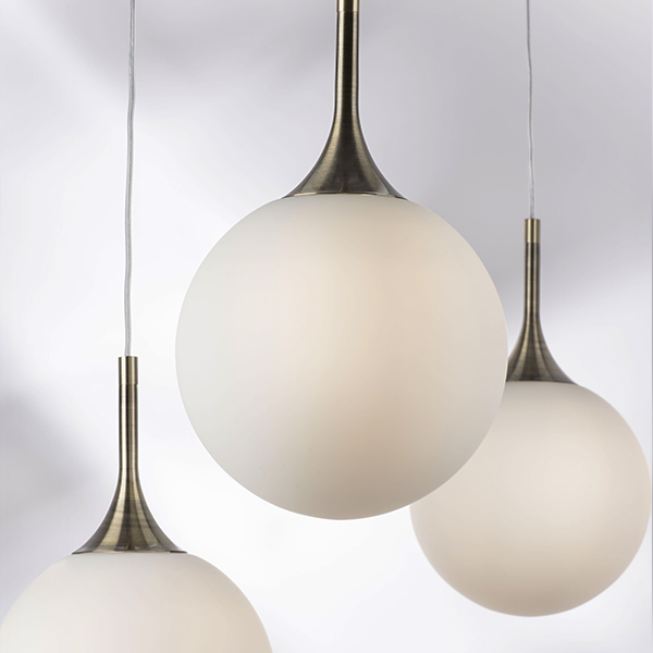 813021 Подвес GLOBO 1х40W E14 electroplating bronze/white