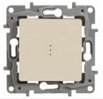 Legrand Etika Сл.кость Переключатель с подсветкой  10А  авт. клем