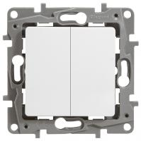 Legrand Etika Бел Выключатель 2-х клавишный  10А  винт. клем.