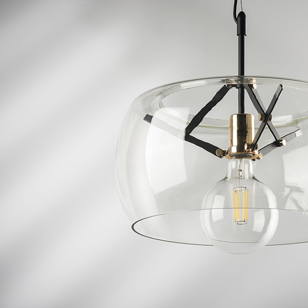 752010 Люстра ACQUARIO 1х40W E27 ЧЕРН МАТОВ/ЗОЛОТО стекло