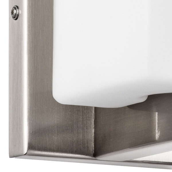 805610 Светильник настенный QUBICA 1х40W E14 13см НИКЕЛЬ/БЕЛЫЙ