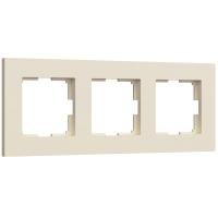 Рамка на 3 поста Slab (айвори софт) W0032962