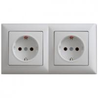 MD2911150 Розетка 2х с заземлением бел.