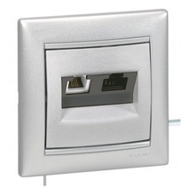 Legrand Etika Алюм Розетка тел.+ комп. (RJ11+RJ45) 5 кат. UTP